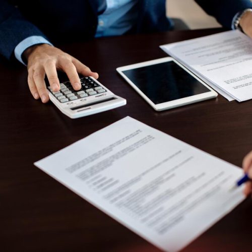 closeup-financial